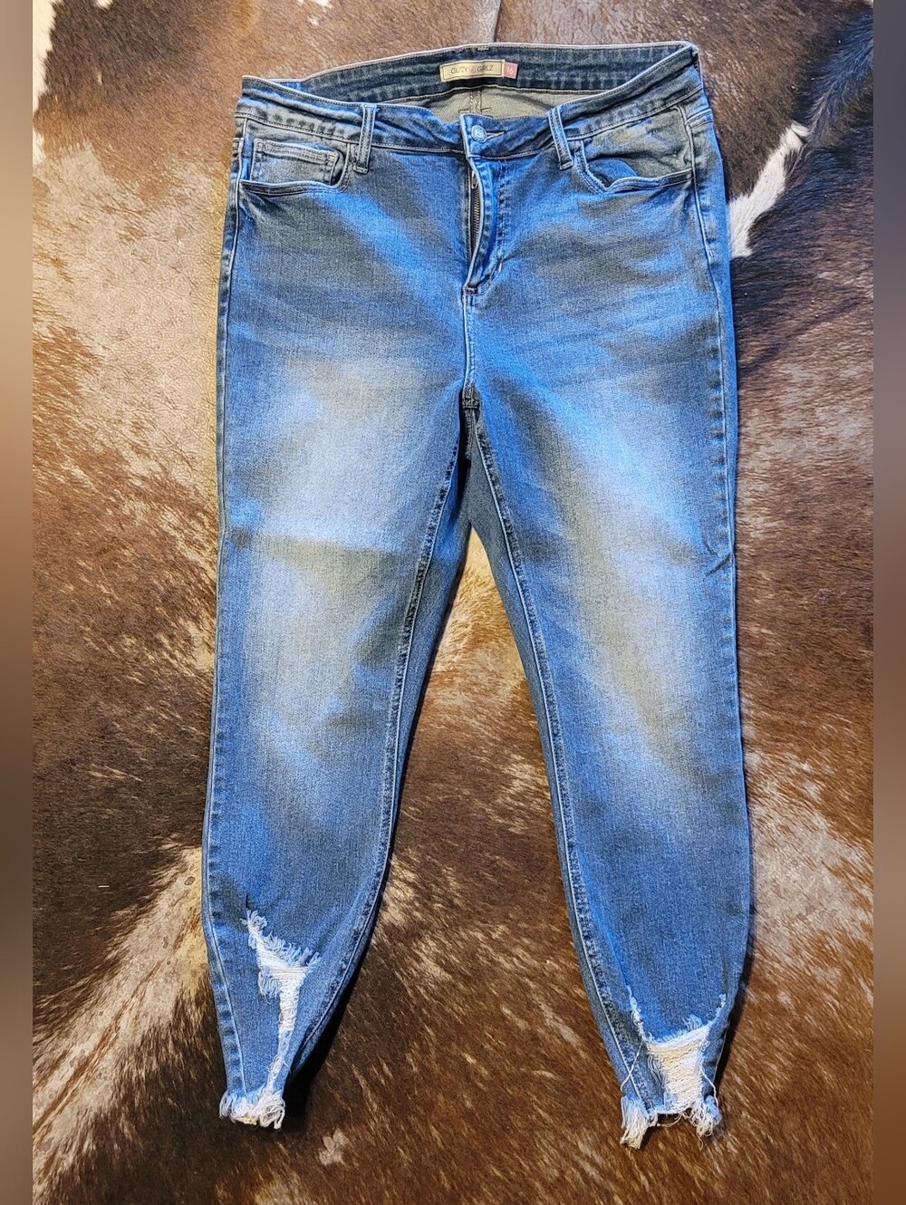 Glitzy Girlz Women’s Blue Distressed Skinny Jean Capri